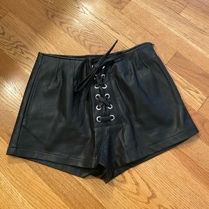 OLIVACEOUS Black Faux leather shorts. Size Medium.